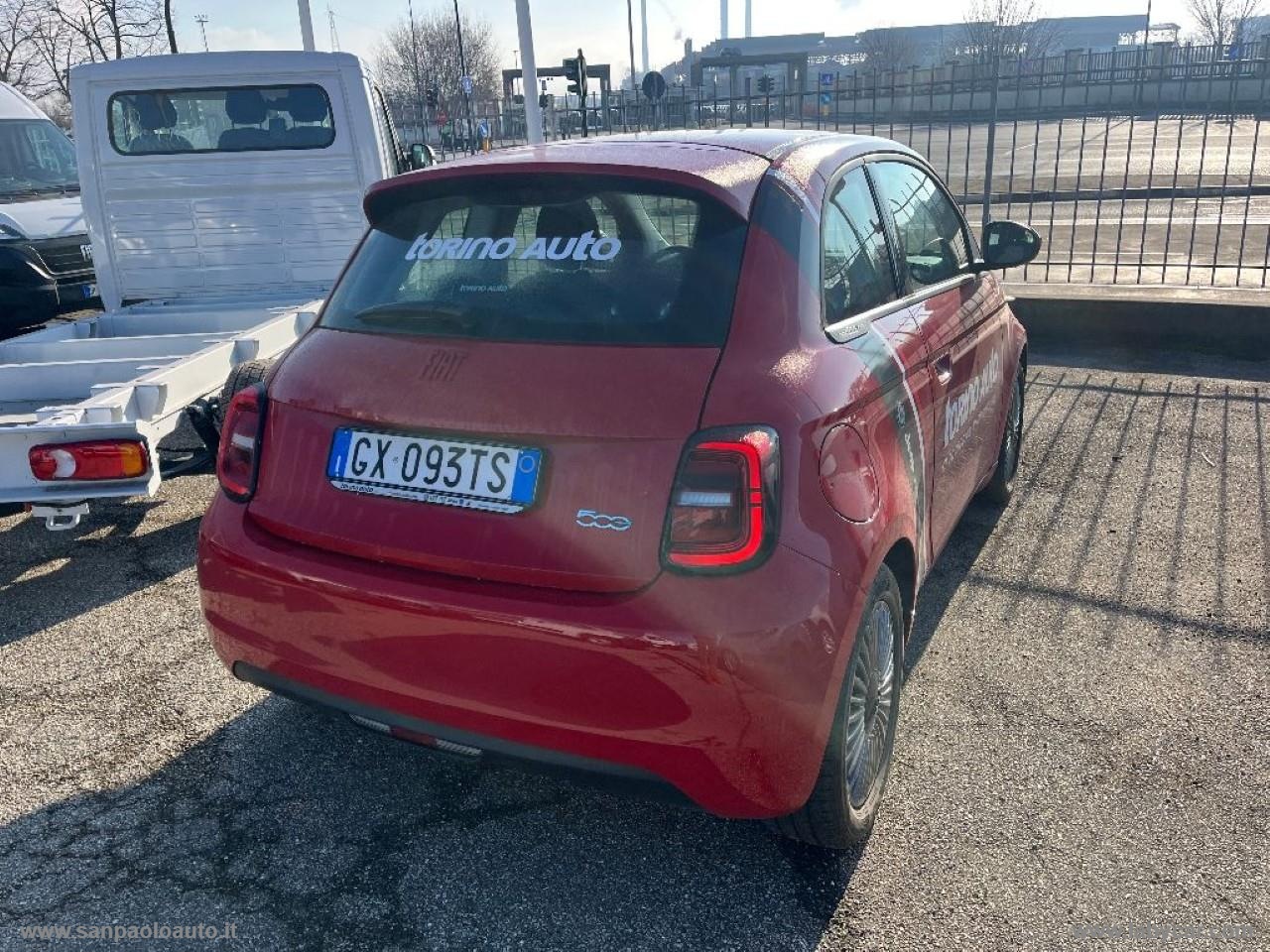 500e Berlina 42 kWh La Prima - immagine 3