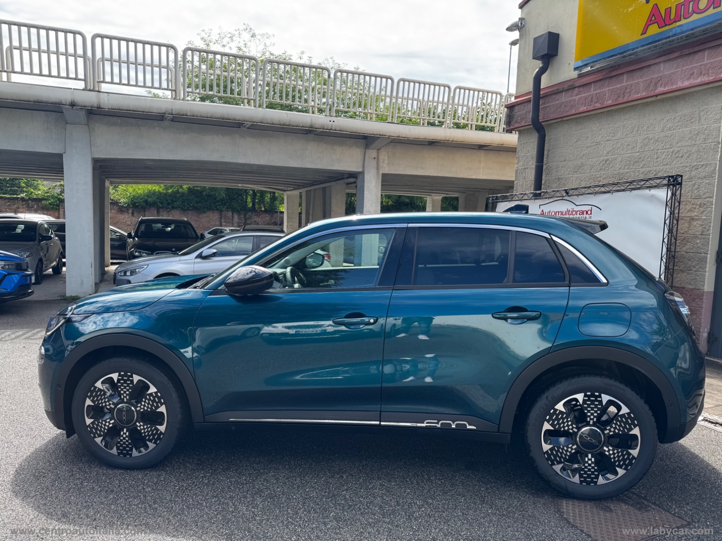 NUOVA 600 Hybrid 110 CV DCT MHEV La Prima II - immagine 3