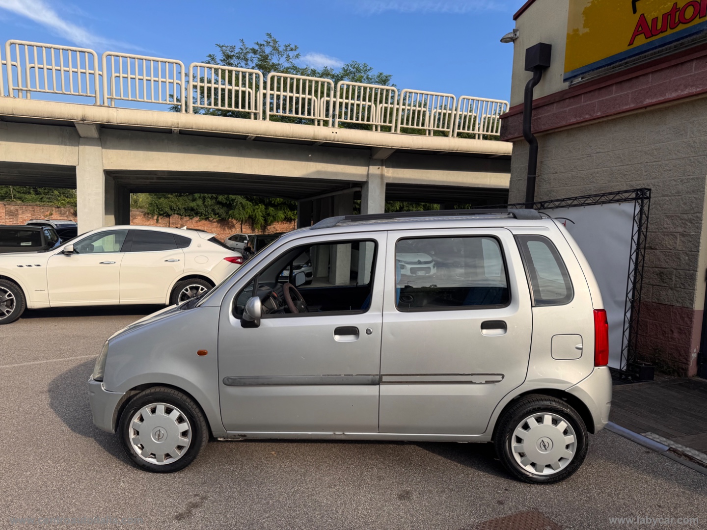 Agila 1.0 12V Comfort - immagine 3