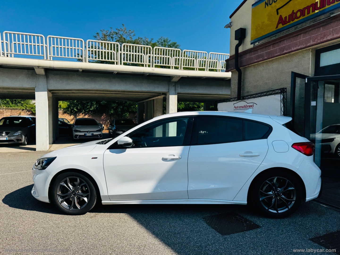 Focus 1.5 EcoBlue 120CV 5p. ST Line - immagine 3