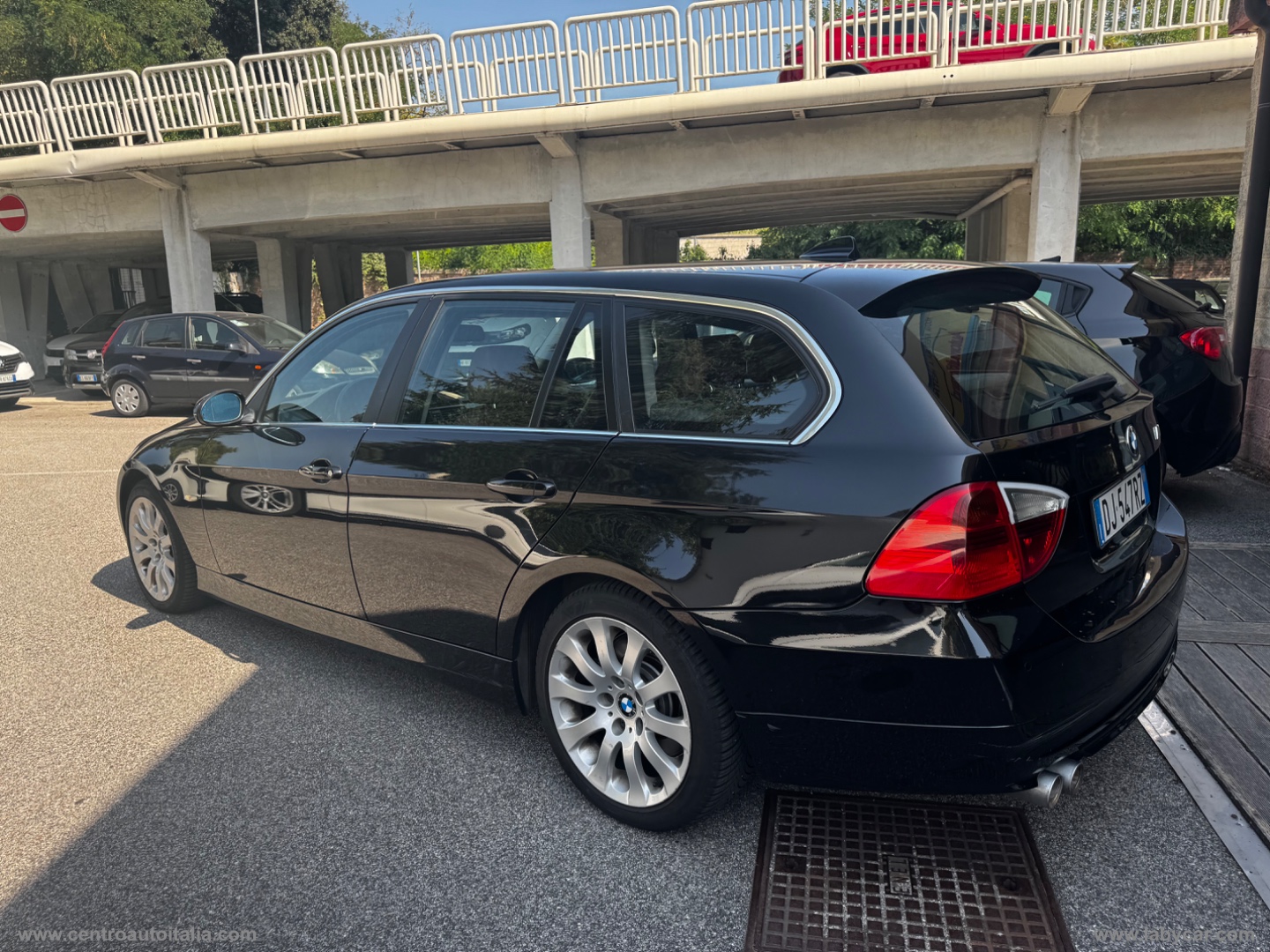 335d Touring Msport - immagine 3