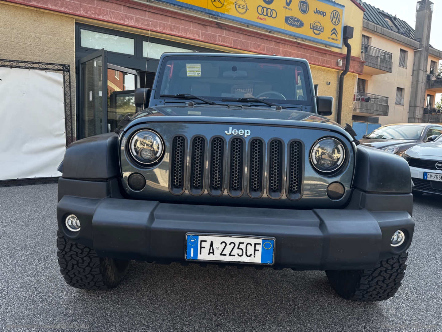 Wrangler 2.8 CRD Sport Auto - immagine 3