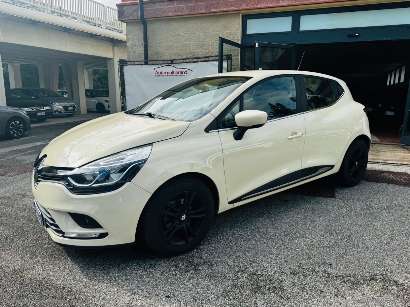 Clio 1.2 75 CV 5p. Duel2 - immagine 3