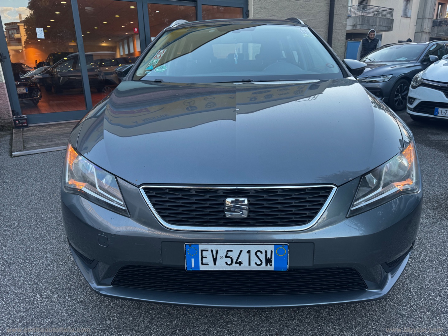 Leon 1.6 TDI 105 CV ST S/S Bus.HIGH - immagine 3