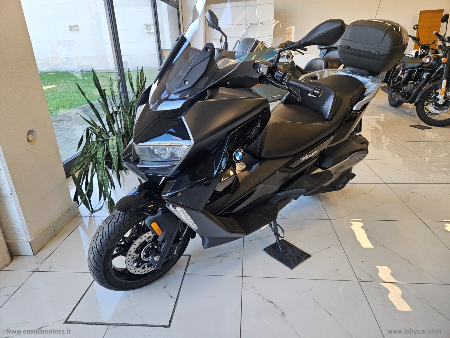 C 400 GT - immagine 3