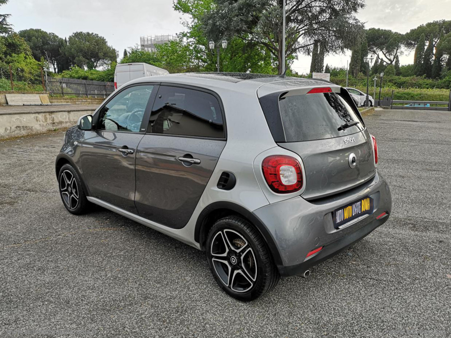 forfour 90 0.9 Turbo Youngster PROMO WEB - immagine 3