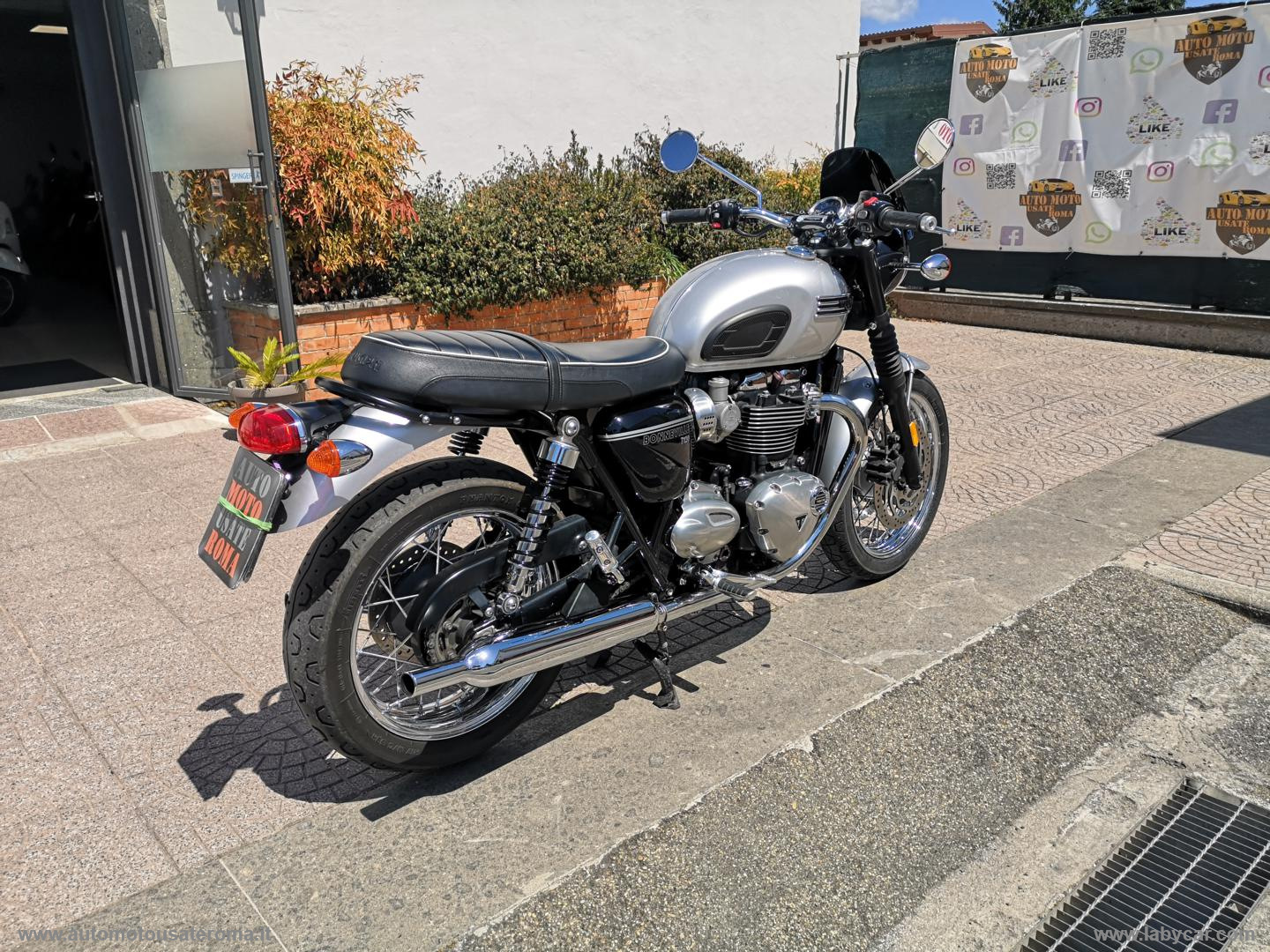 Bonneville T 120 PROMO WEB - immagine 3