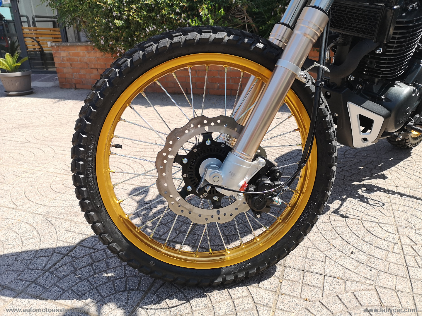 Silver Vase 650 / T RATE AUTO MOTO SCOOTER - immagine 3