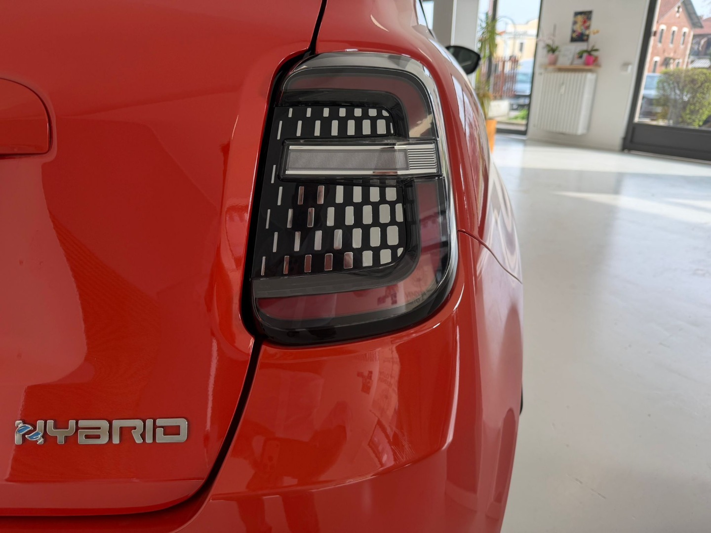 600 Hybrid 110 CV DCT MHEV La Prima - immagine 3