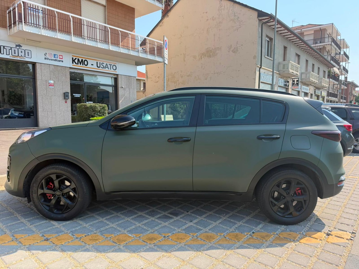 Sportage 1.6 T-GDI DCT7 AWD GT Line - immagine 3