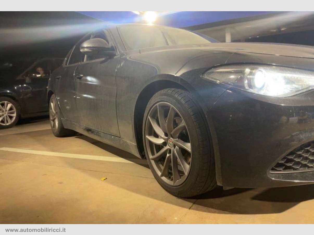 Giulia 2.2 TD 160 CV AT8 Super - immagine 3