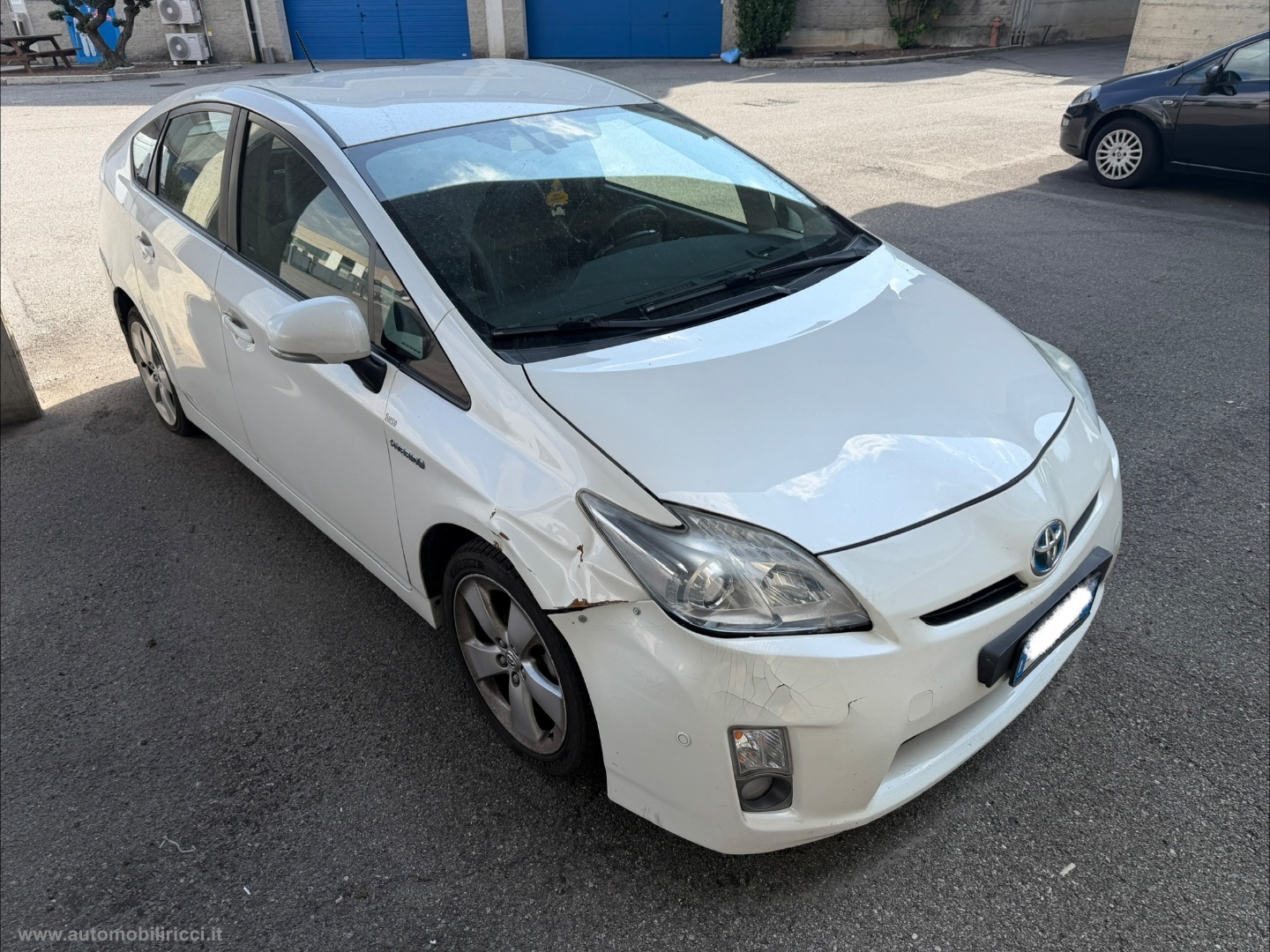 Prius 1.8 Active - immagine 3