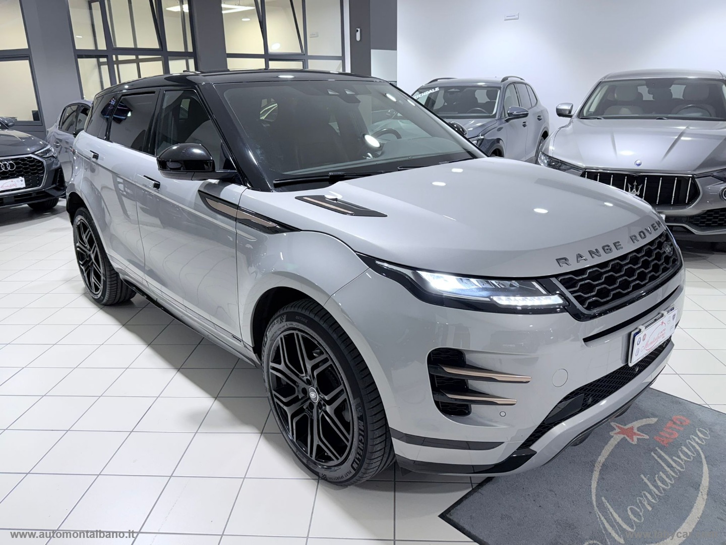 RR Evoque 2.0D L.Flw 150 AWD R-Dyn.HSE - immagine 3