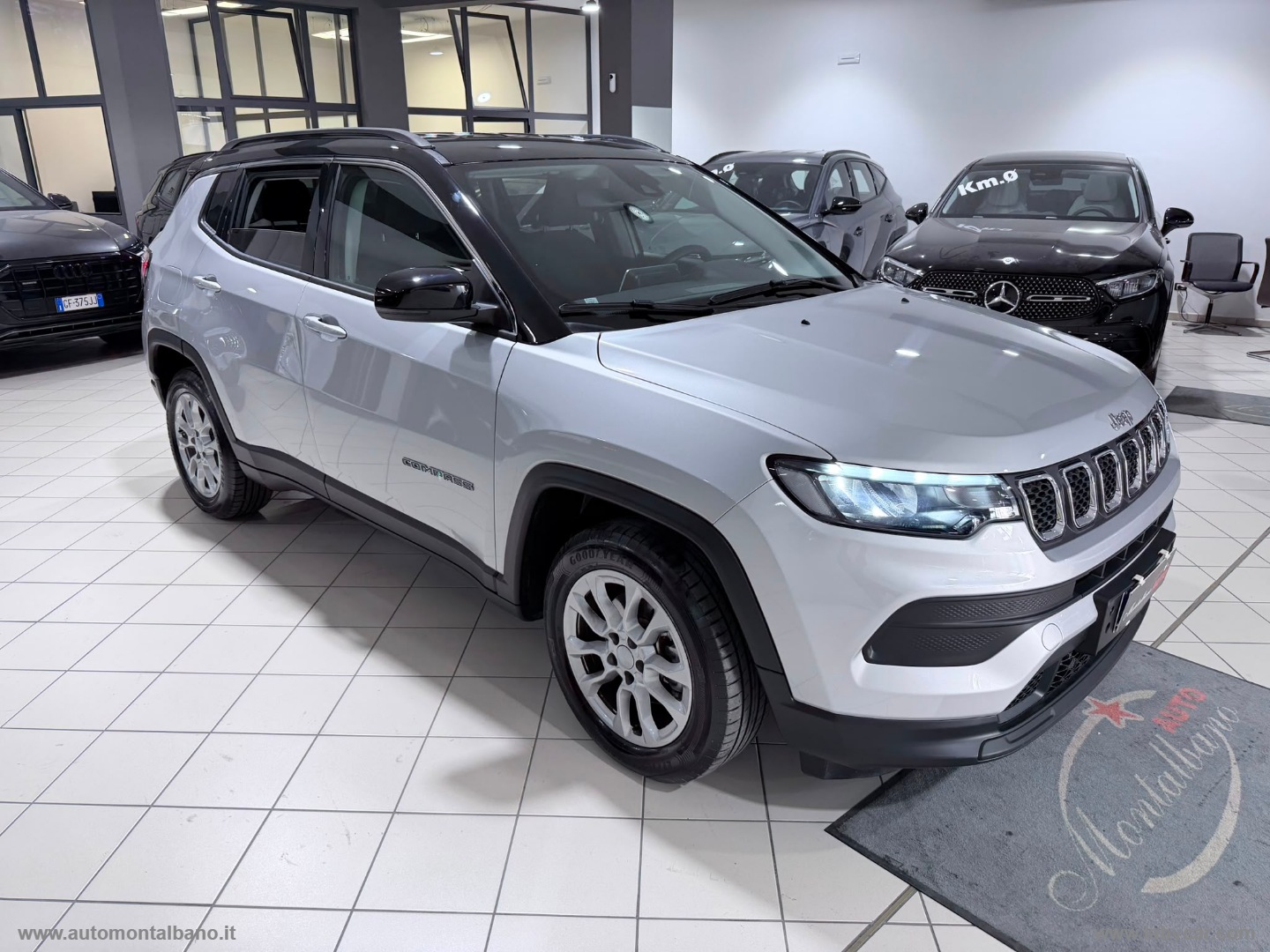 Compass 1.3 T4 2WD Limited - immagine 3