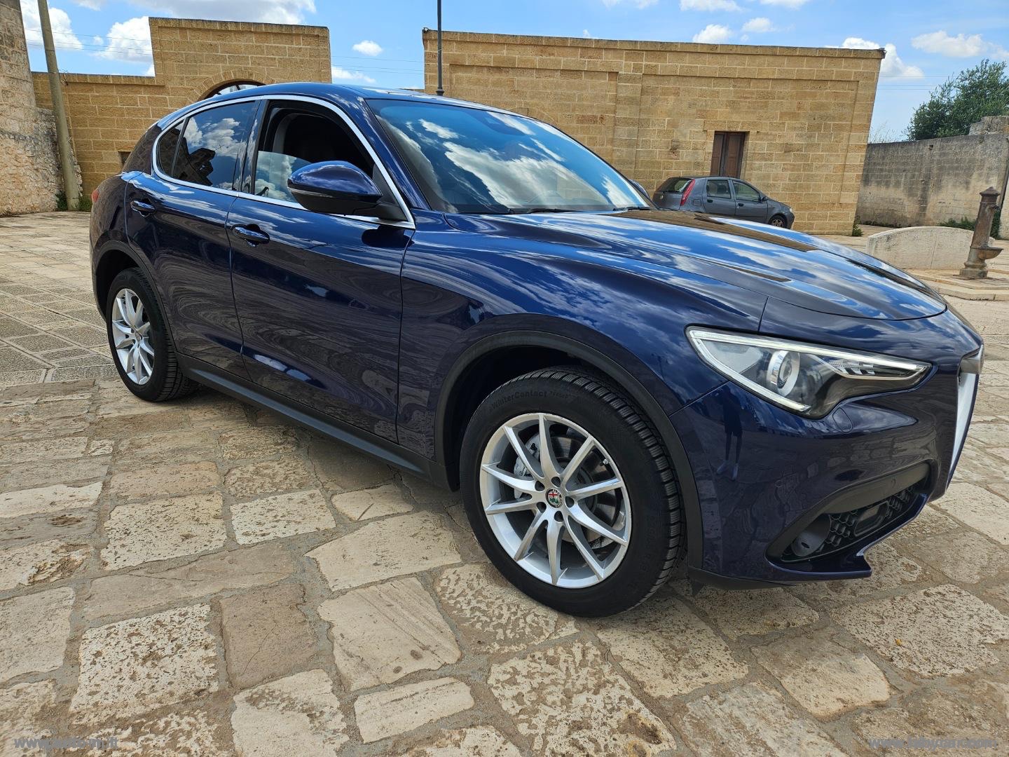 Stelvio 2.2 T.diesel 210 CV AT8 Q4 Exec. - immagine 3