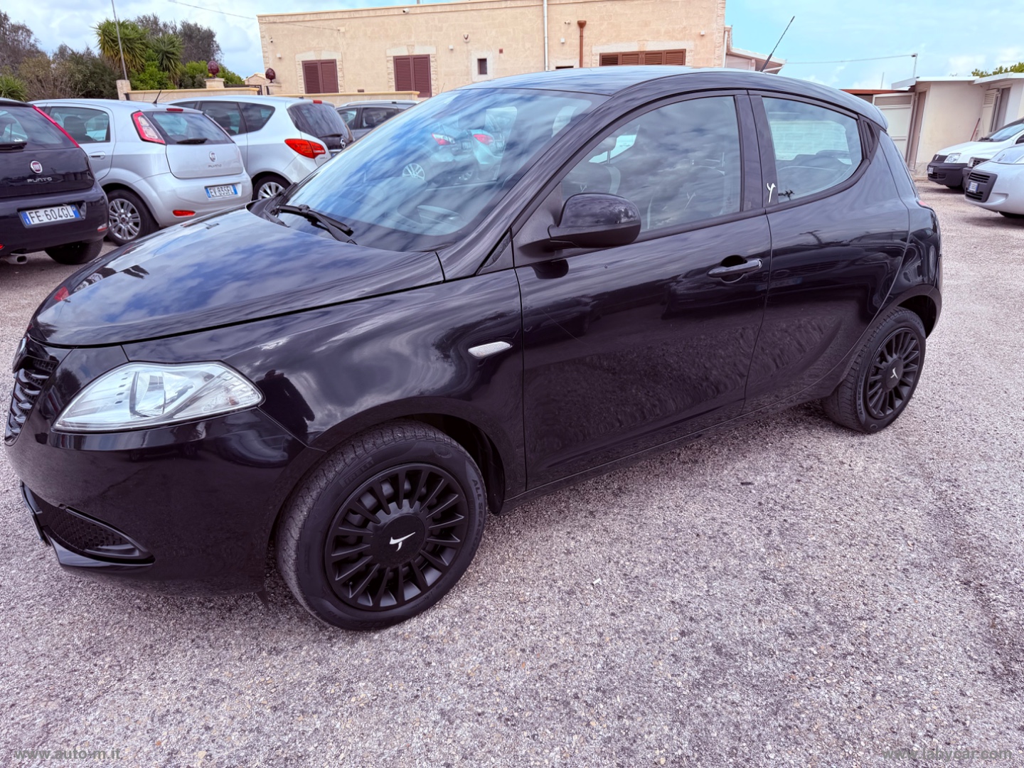 Ypsilon 1.2 69 CV 5p. Elefantino - immagine 3