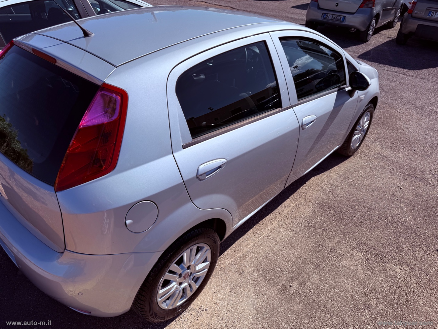 Punto 1.4 8V 5p. Easypower Lounge - immagine 3