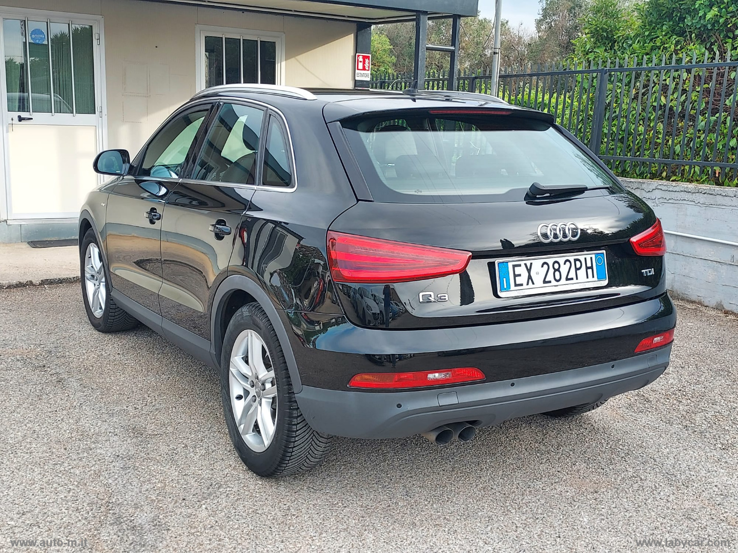 Q3 2.0 TDI S Line Edition - immagine 3