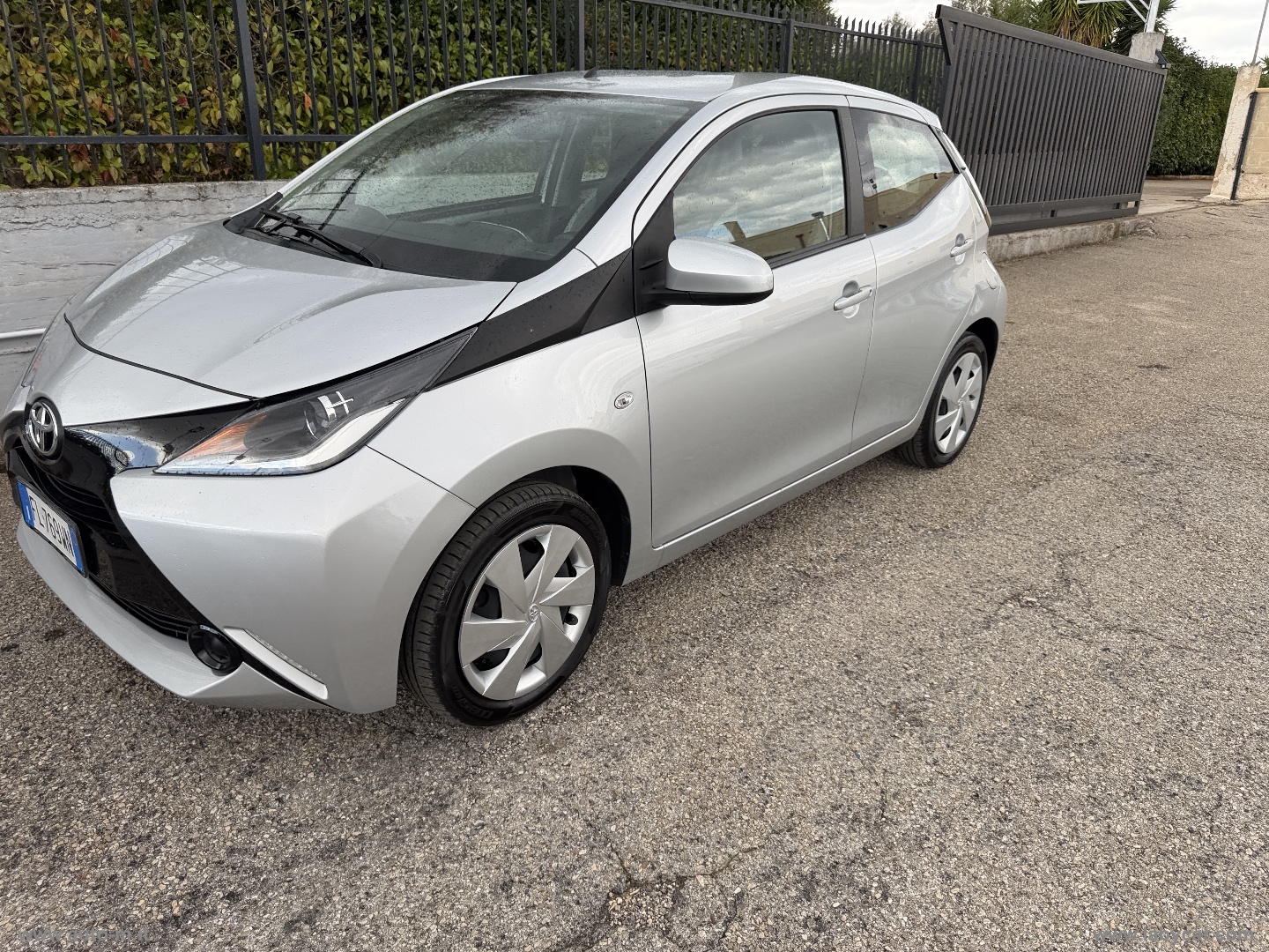 Aygo 1.0 VVT-i 69 CV 3p. x-cool TSS - immagine 3