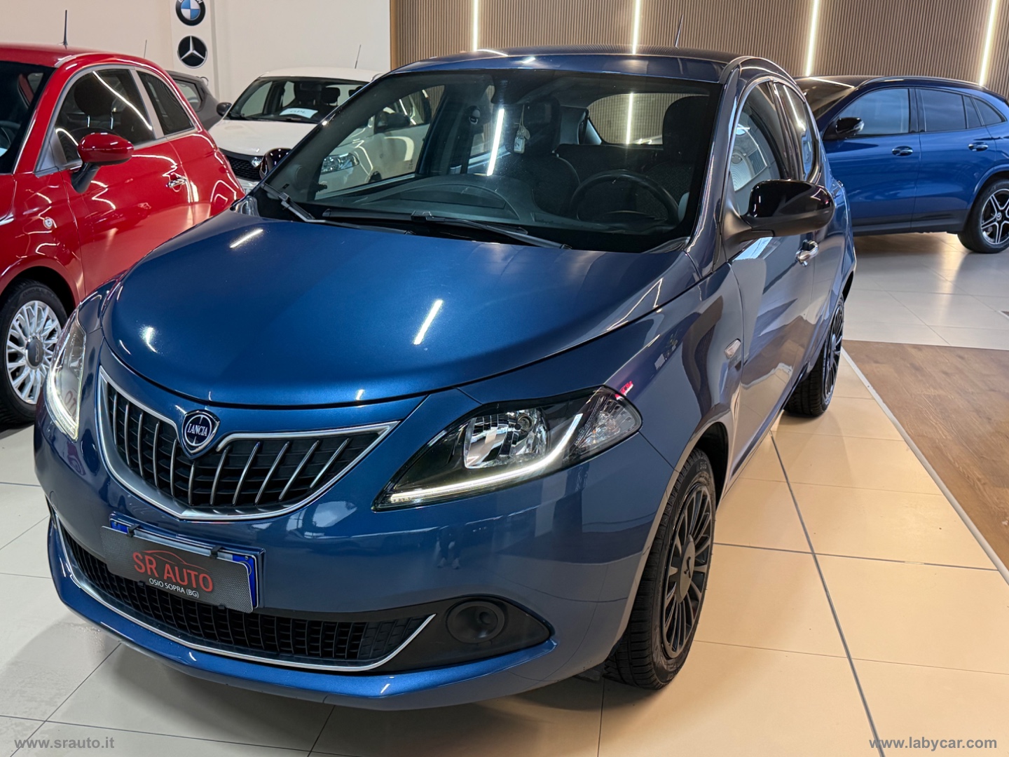 Ypsilon 1.0 FireFly 5pS&S Hyb. Eco Silv. - immagine 3