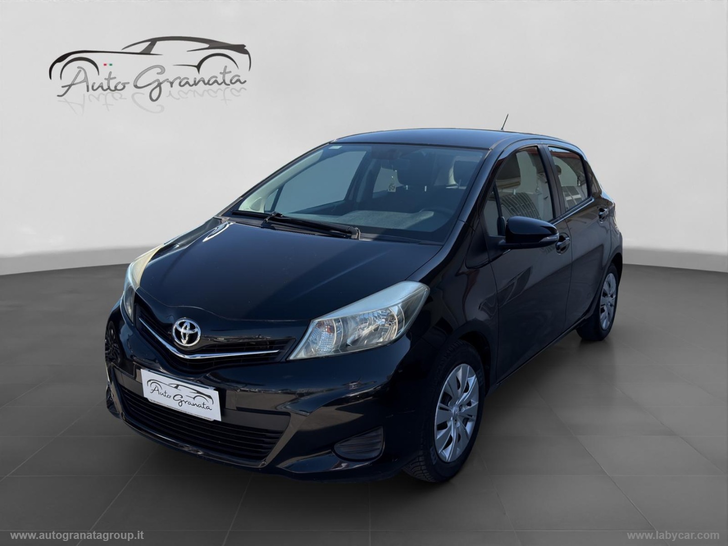Yaris 1.0 5p. Lounge SOLI 138.000 KM !!! - immagine 3