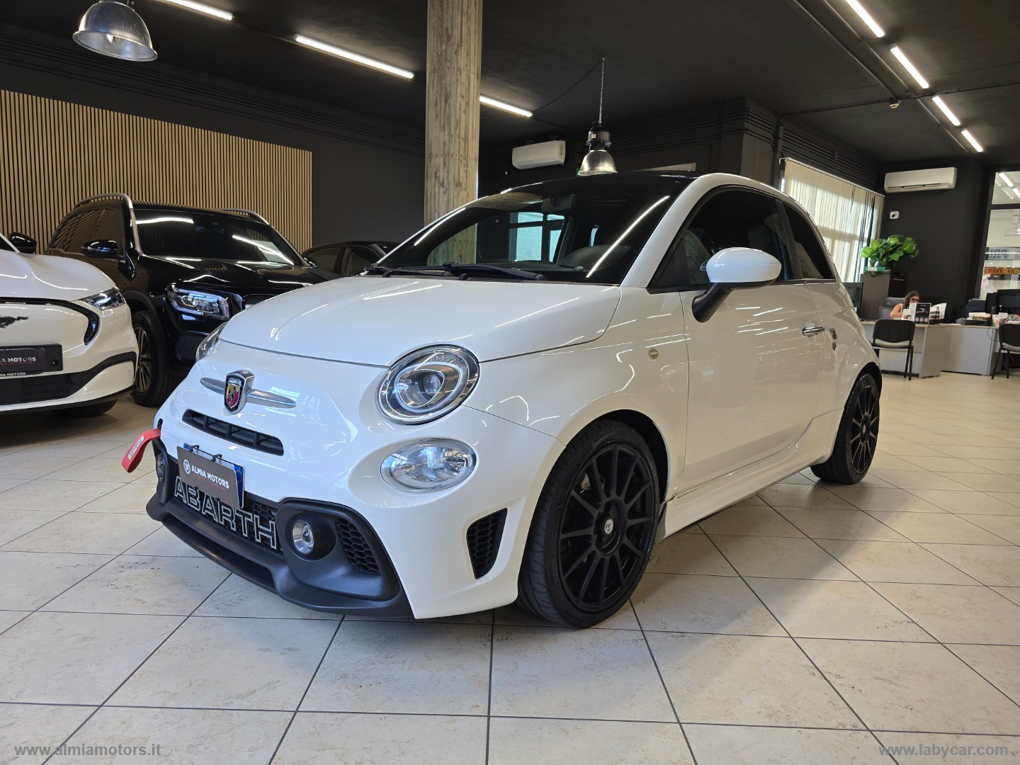 595 1.4 Turbo T-Jet 145 CV - immagine 3