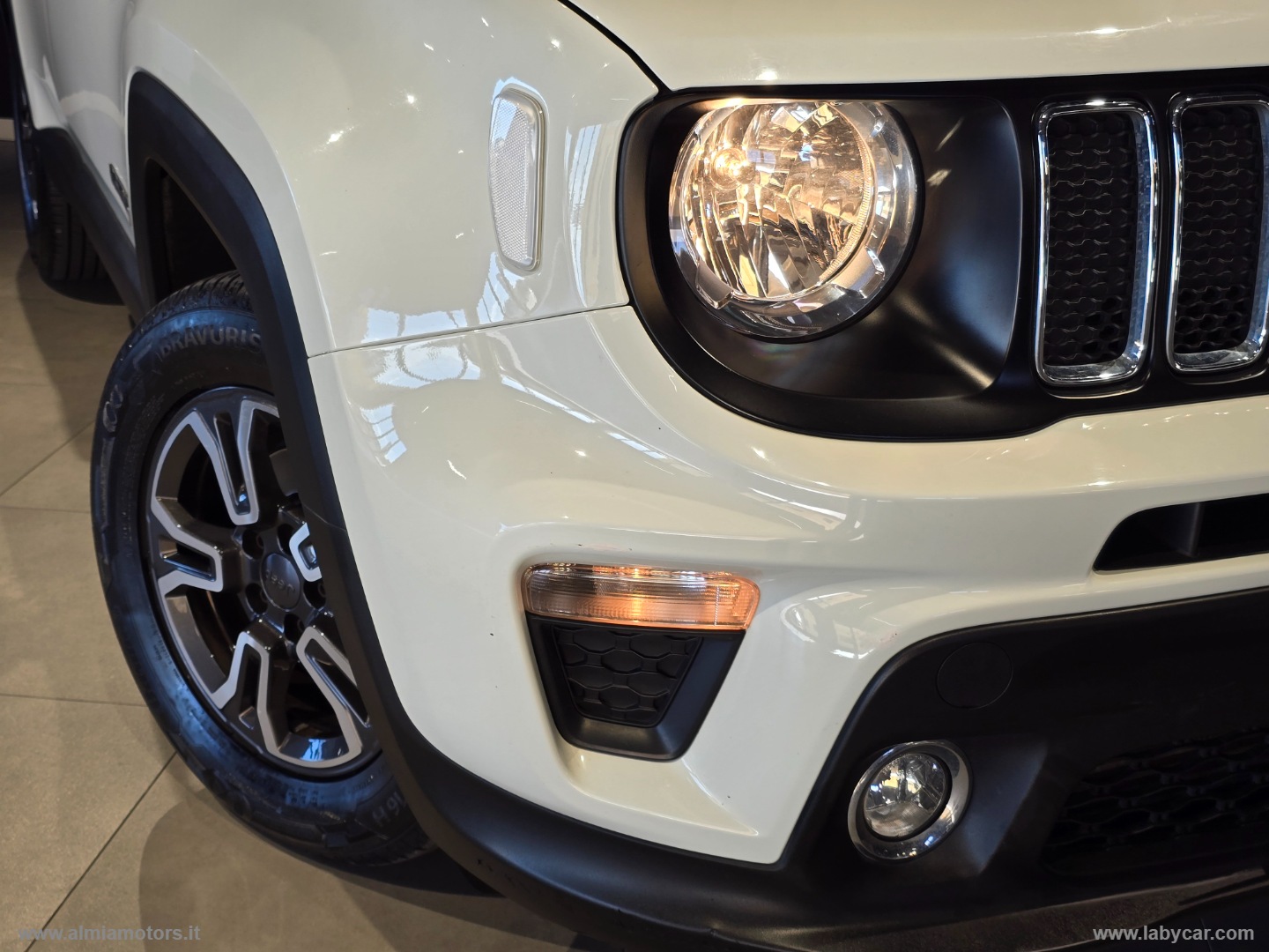 Renegade 1.6 Mjt 120CV Longitude - immagine 3