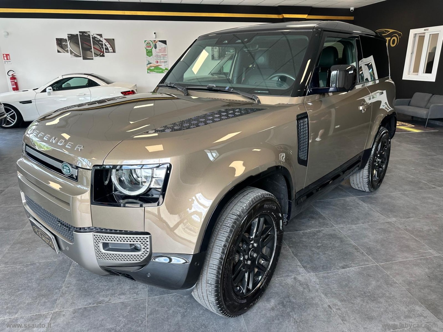 Defender 90 3.0D I6 200 CV X-Dynamic HSE SUPER PROMO!! - immagine 3