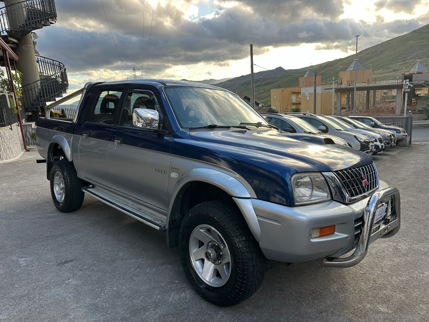 L200 2.5 TDI 4WD DC Pick-up GLS - immagine 3