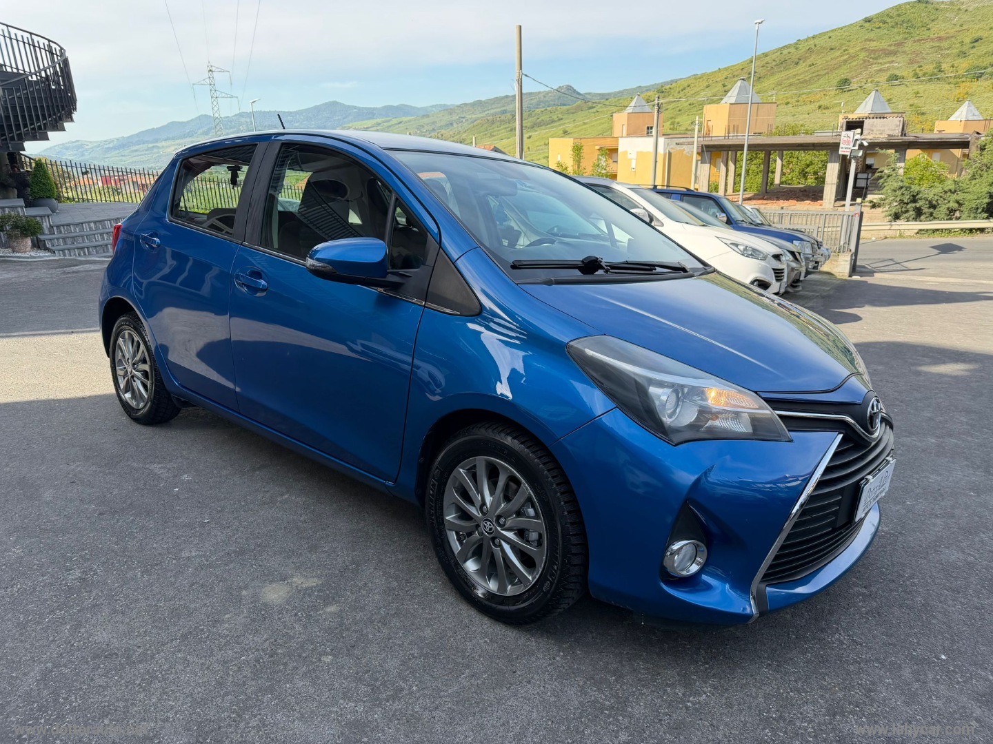 Yaris 1.4 D-4D 5p. Lounge - immagine 3