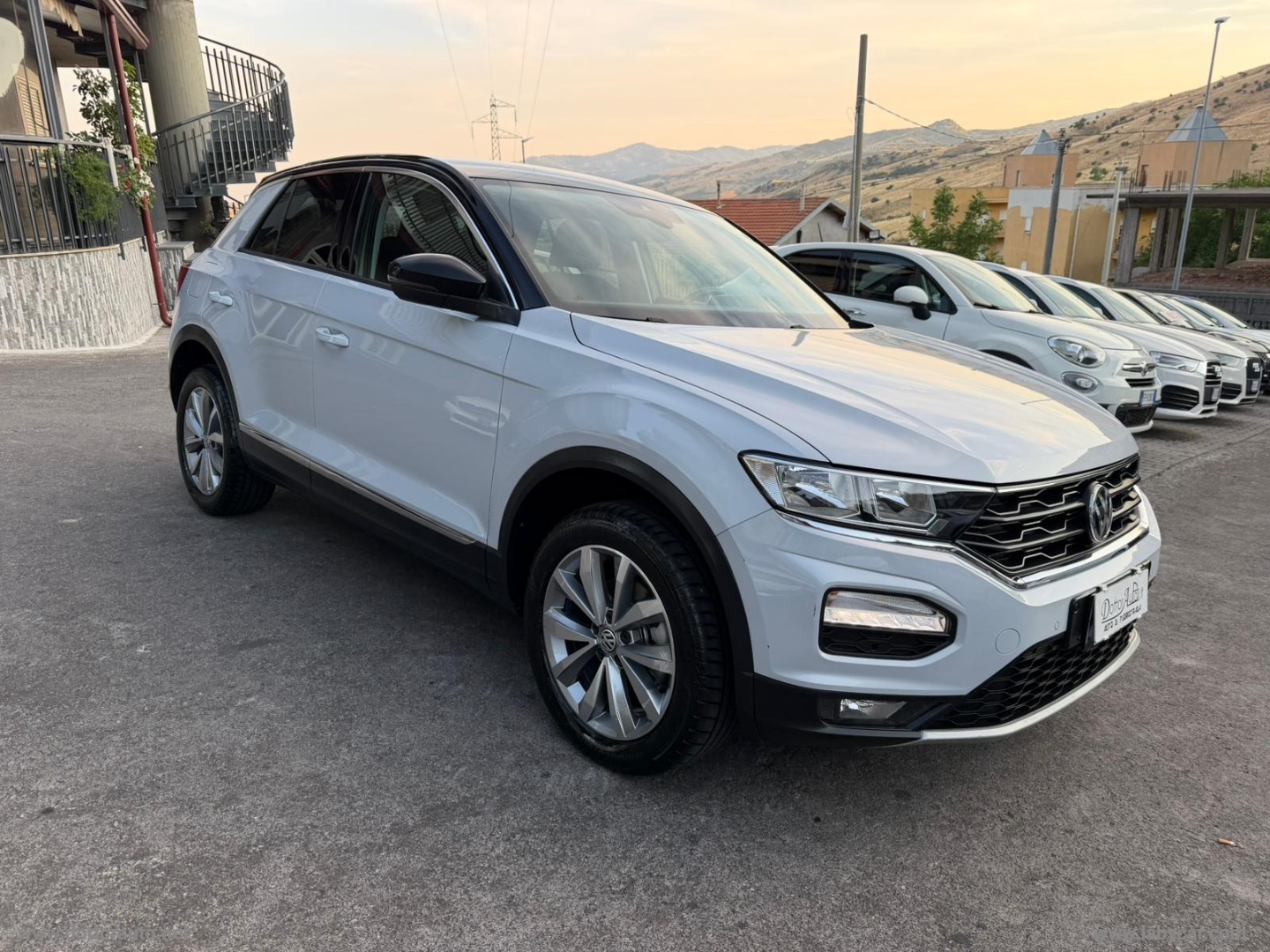 T-Roc 1.6 TDI SCR Advanced BlueMot.Tech. - immagine 3