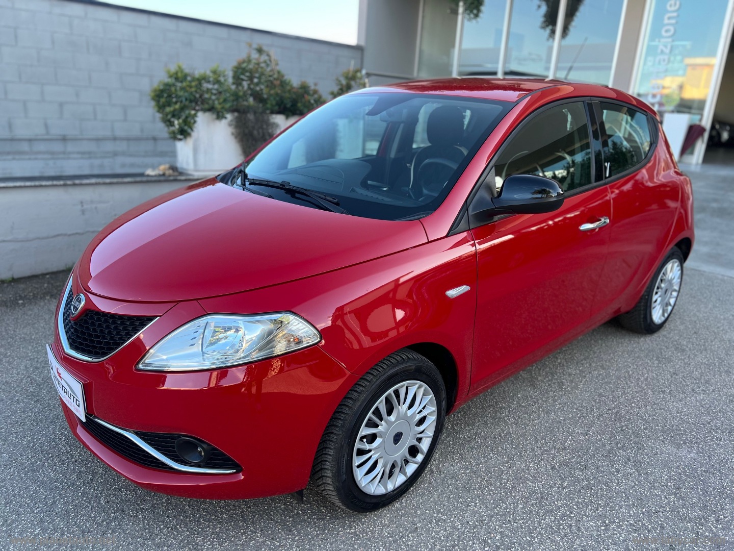 Ypsilon 1.3 MJT 95 CV 5p. S&S Gold - immagine 3