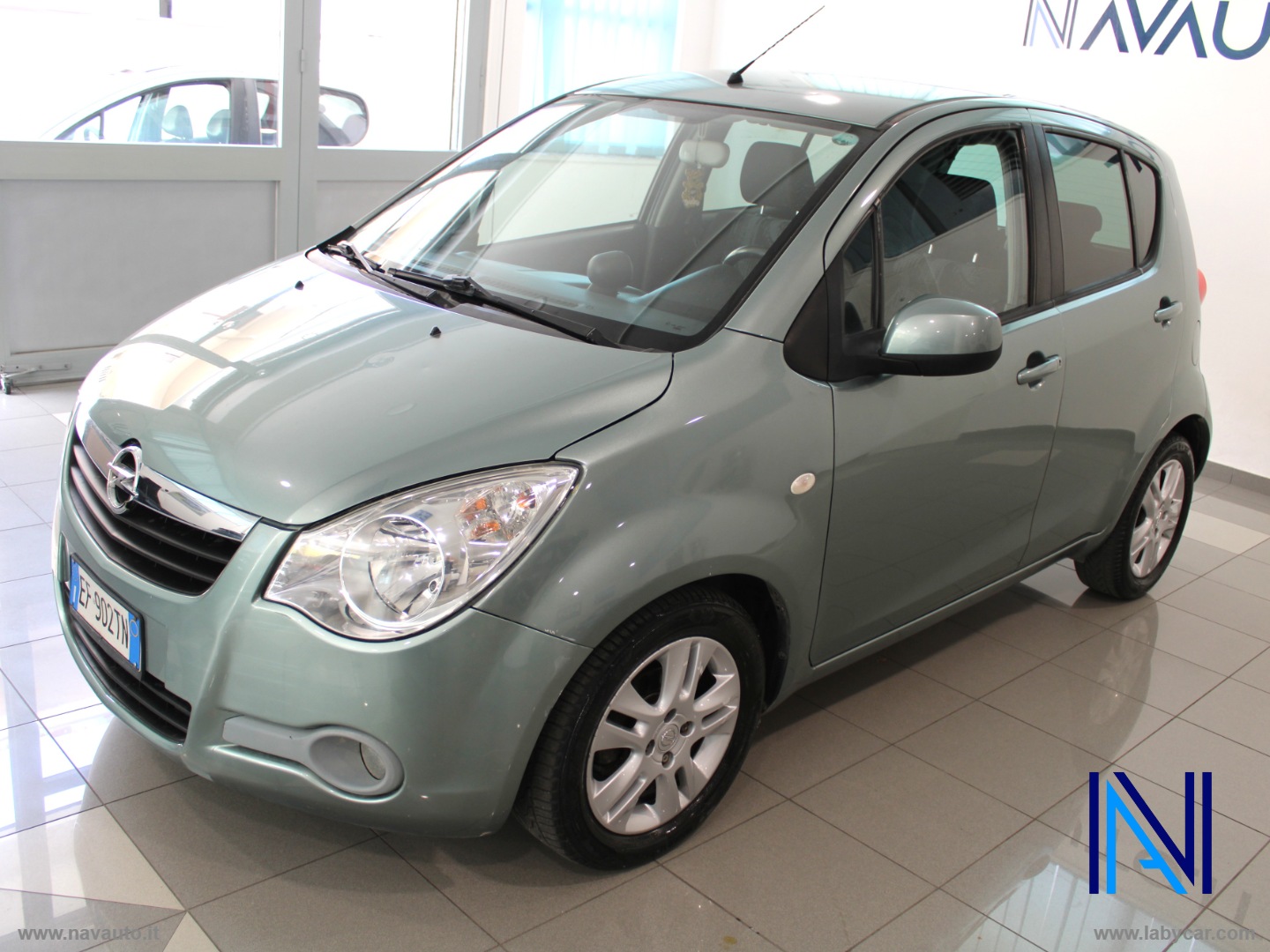 Agila 1.2 94 CV Enjoy - immagine 3