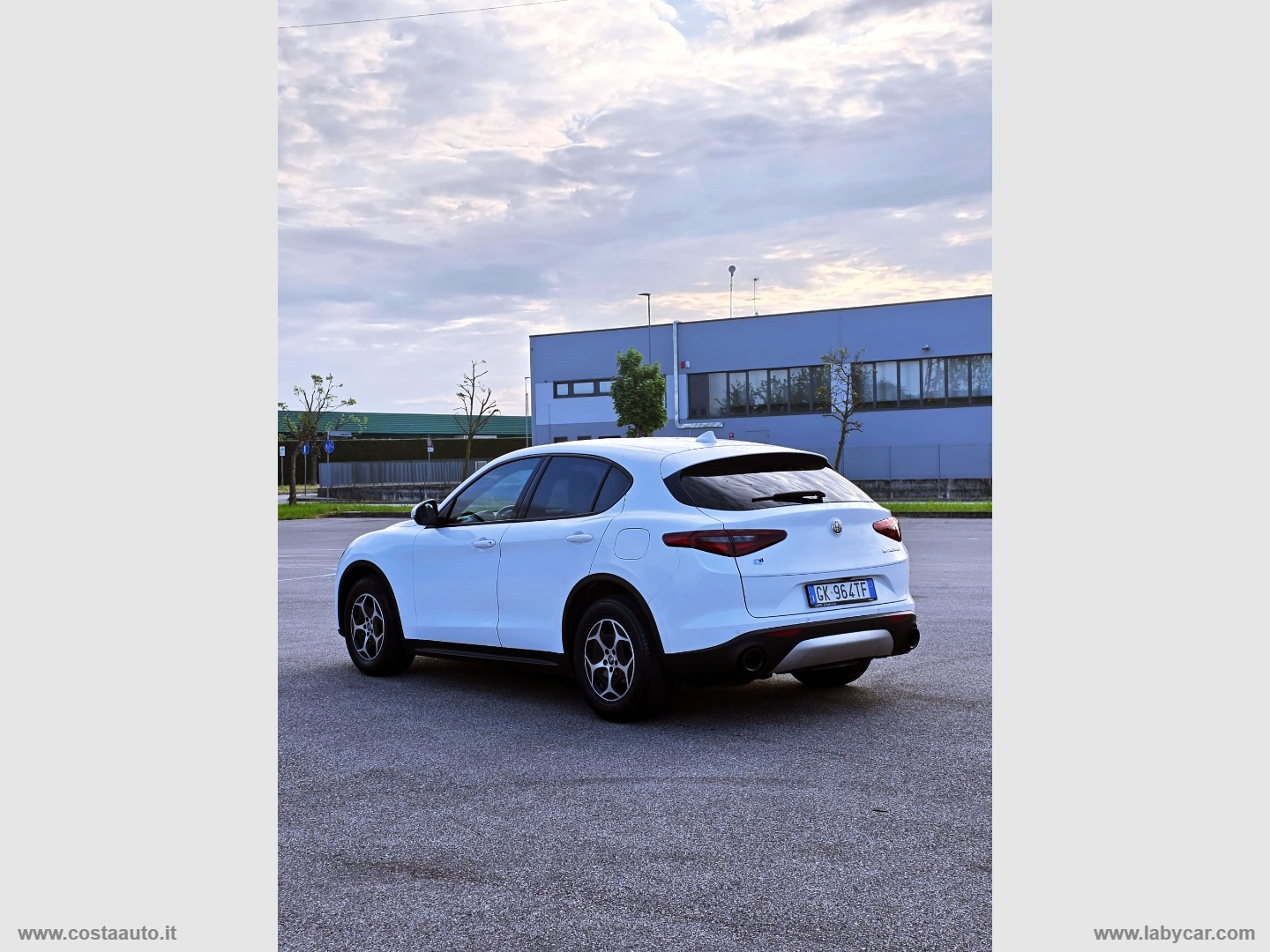 Stelvio 2.2 T.diesel 190 CV AT8 Q4 Exec. - immagine 3