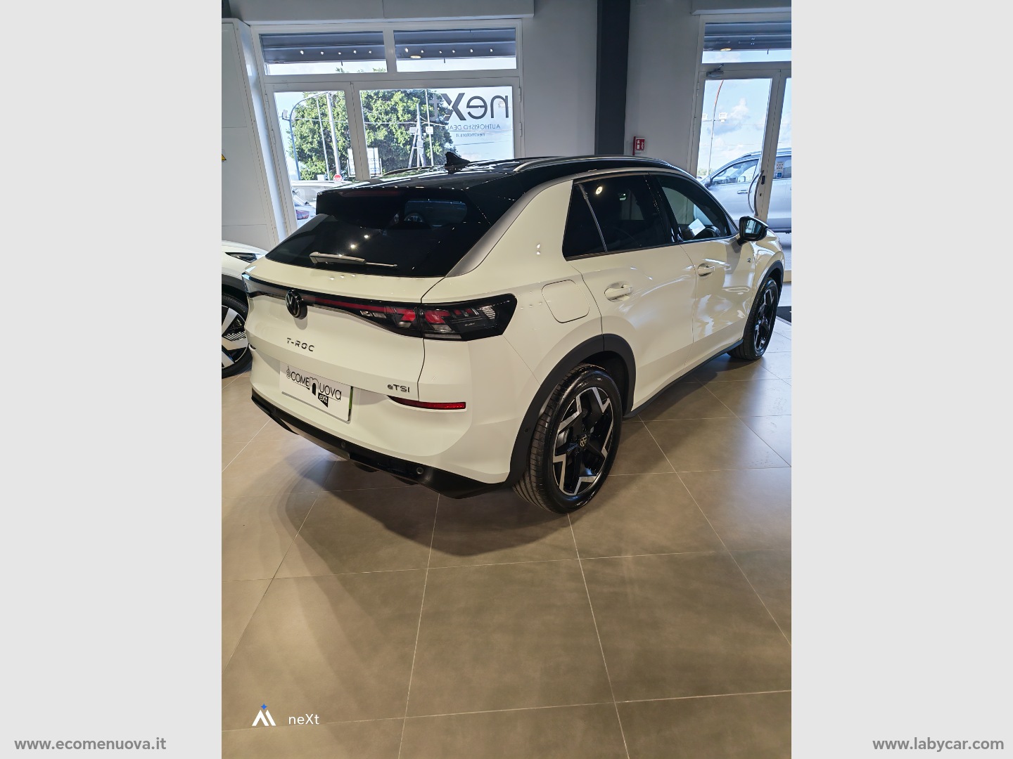T-Roc 1.5 eTSI ACT 150 CV DSG R-Line - immagine 3