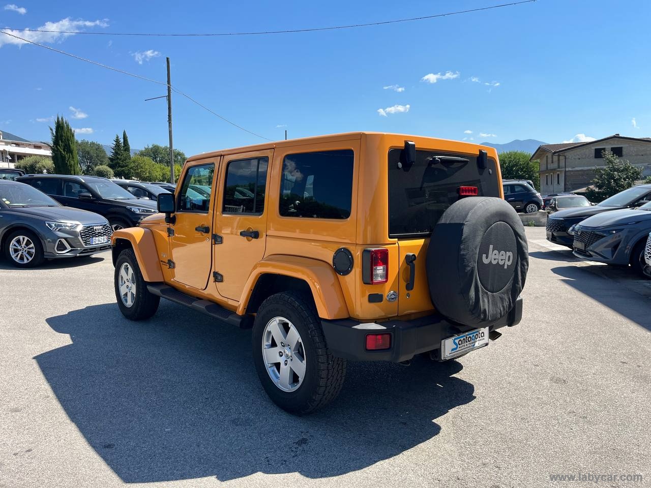 Wrangler Unlimited 3.6 V6 Sahara Auto - immagine 3