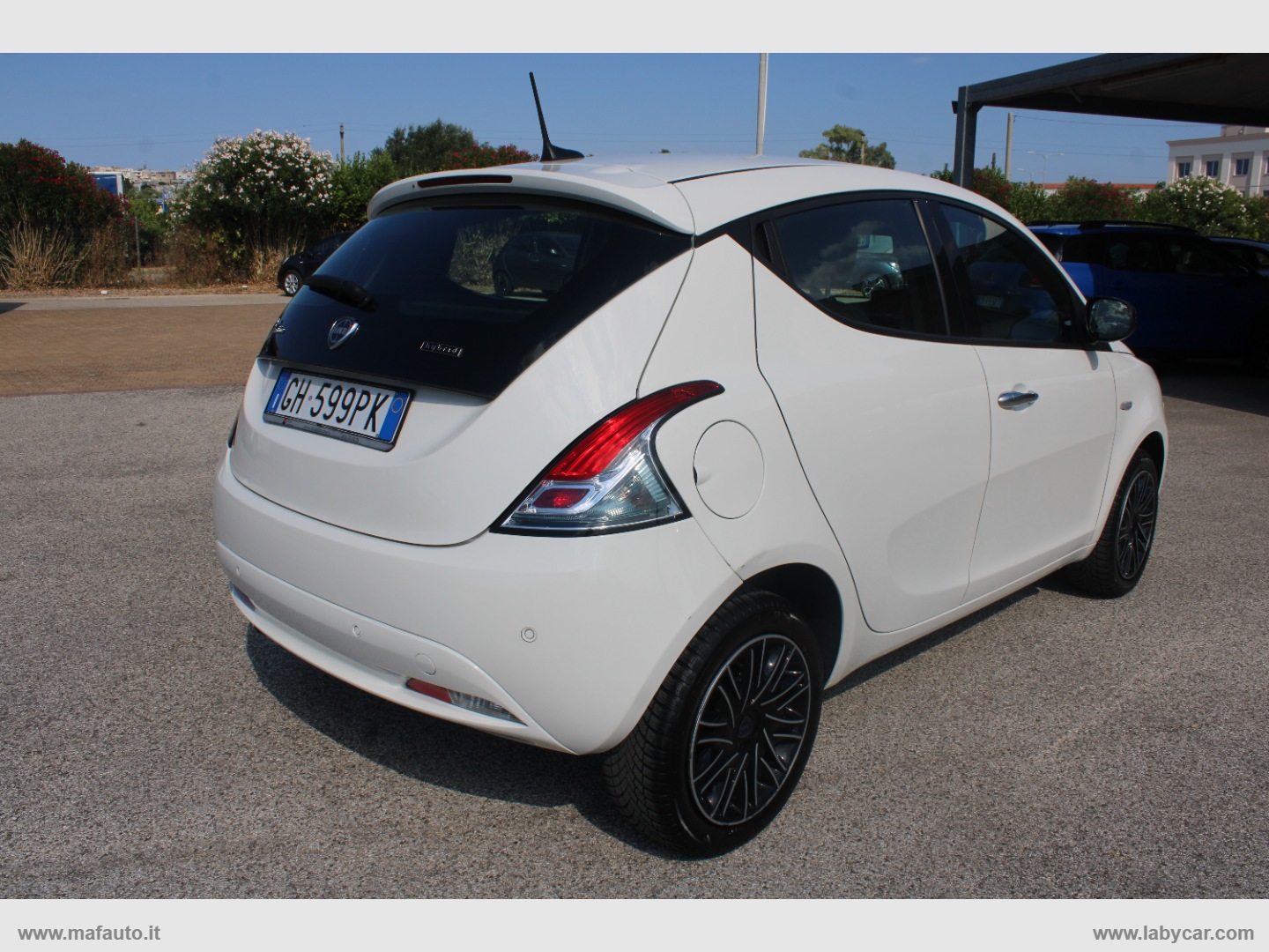Ypsilon 1.0 FireFly 5p.S&S Hyb. Eco Gold - immagine 4