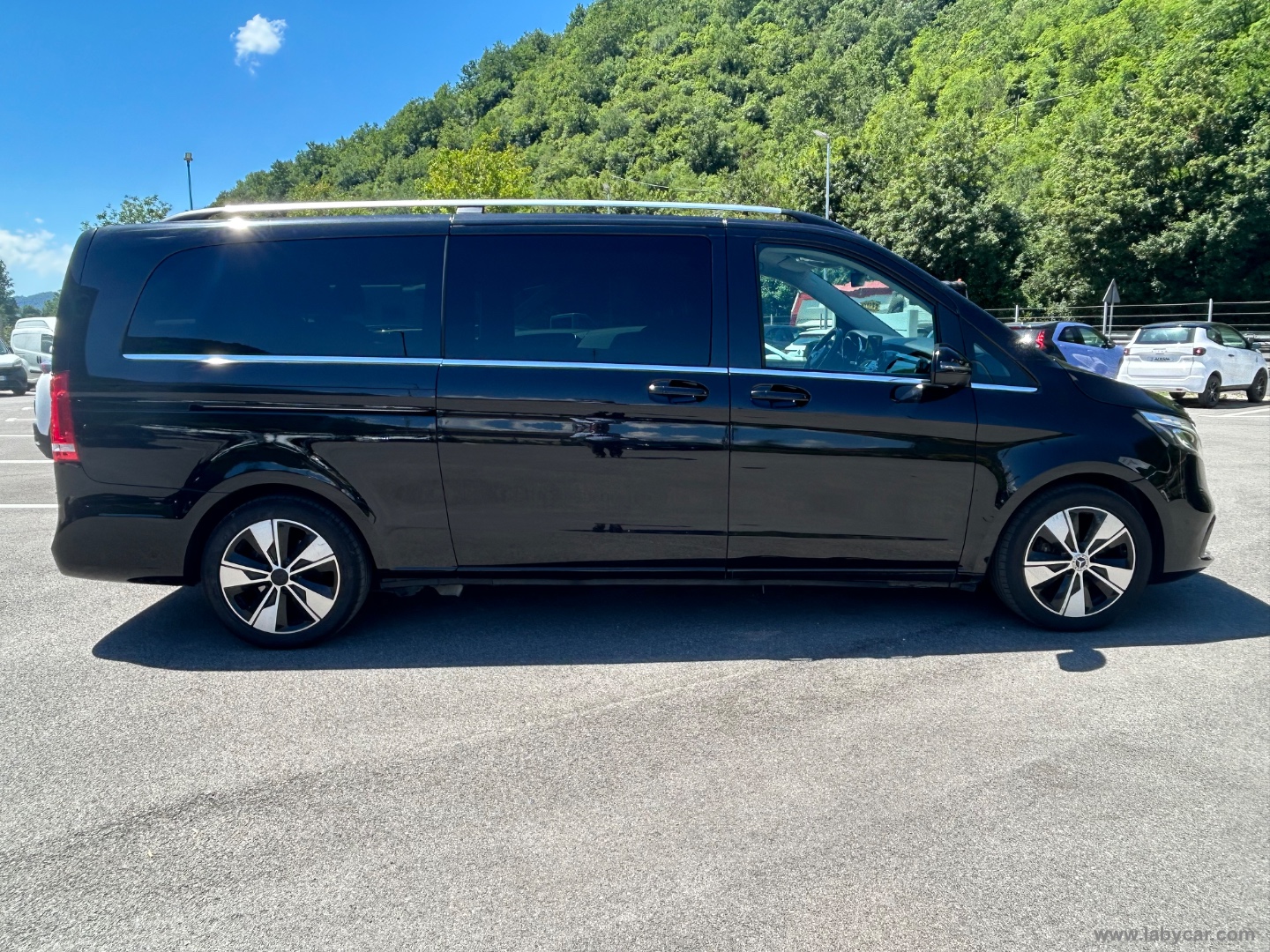 V 250 d Aut. Sport Extralong - immagine 4