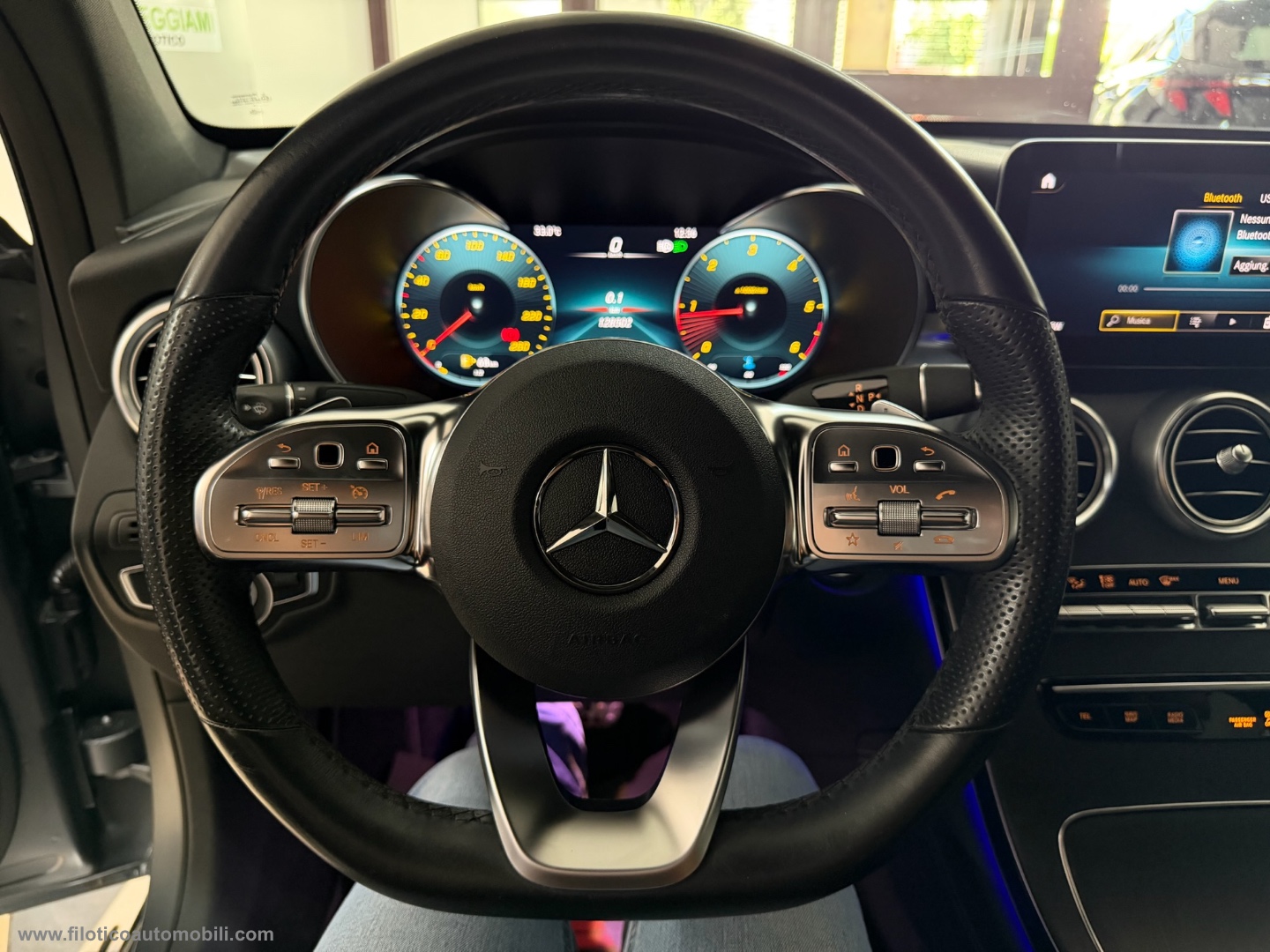 GLC 300 d 4Matic Coupé Premium Plus TETTO APRIBILE- GANCIO TRAINO - LUCI AMBIENT - immagine 4
