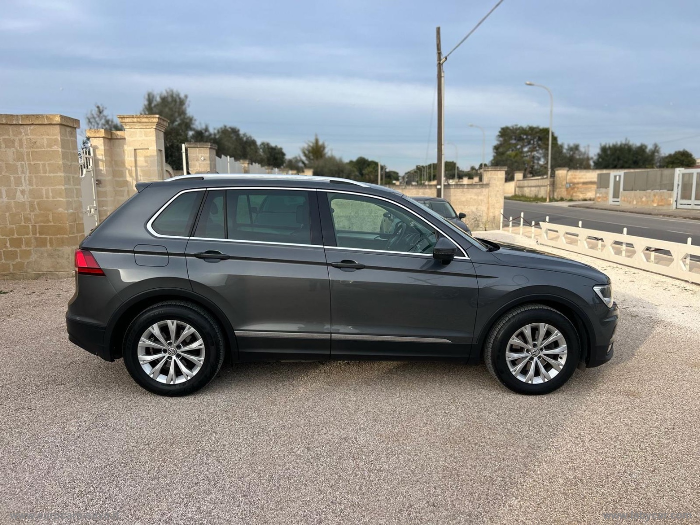 Tiguan 2.0 TDI Business BMT - immagine 4