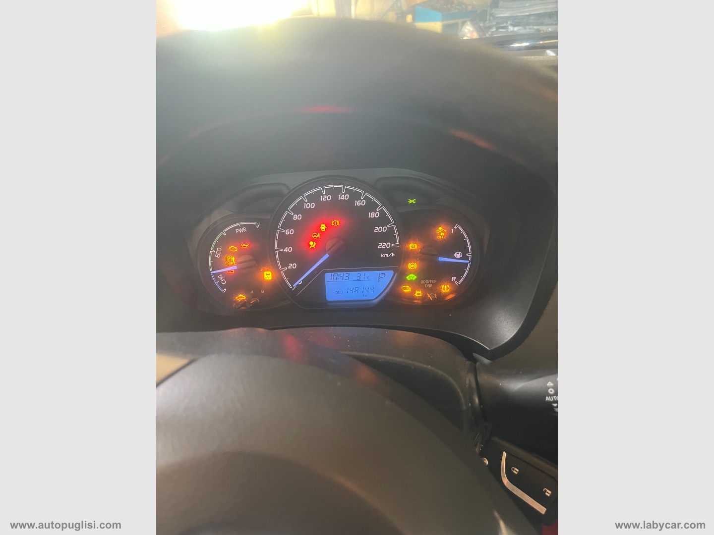 Yaris 1.5 Hybrid 5p. COOL - immagine 4