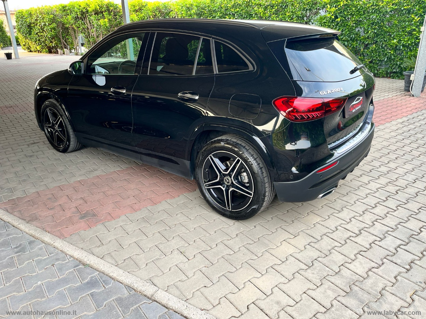 GLA 200 d Automatic 4Matic AMG Line Pr. - immagine 4