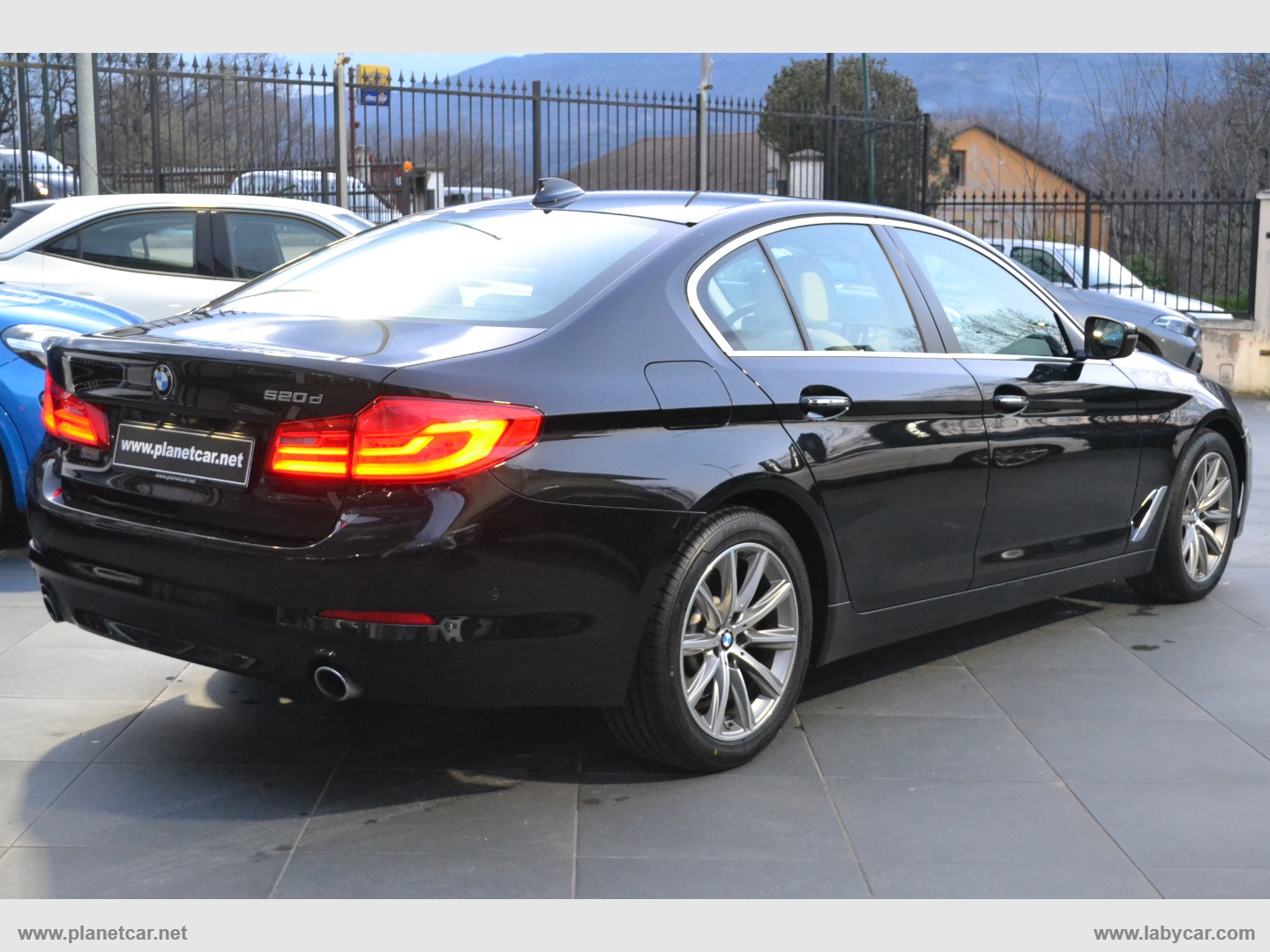 520d Efficient Dynamics Luxury - immagine 4