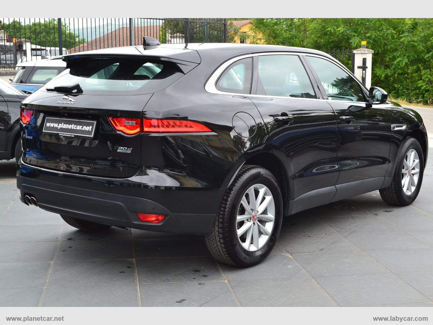 F-Pace 2.0 D 180 CV AWD aut. Prestige - immagine 4