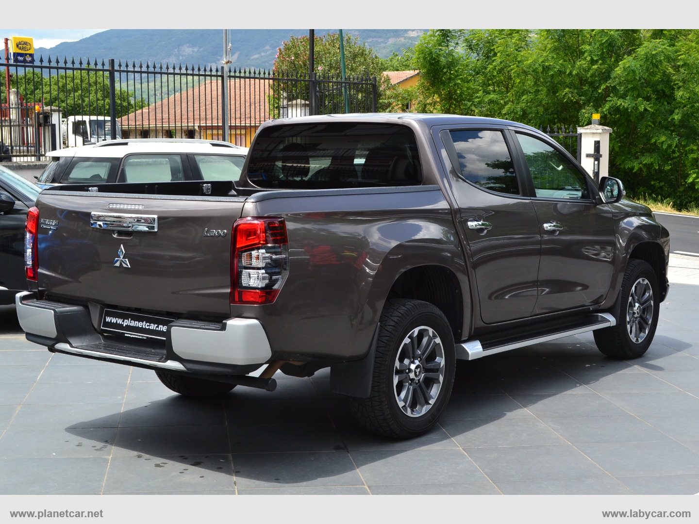 L200 2.3 D DoubleCab 4x4 Sup.Sel.Intense - immagine 4