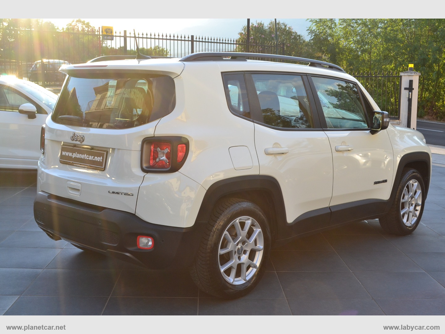 Renegade 1.6 Mjt 120CV Limited - immagine 4