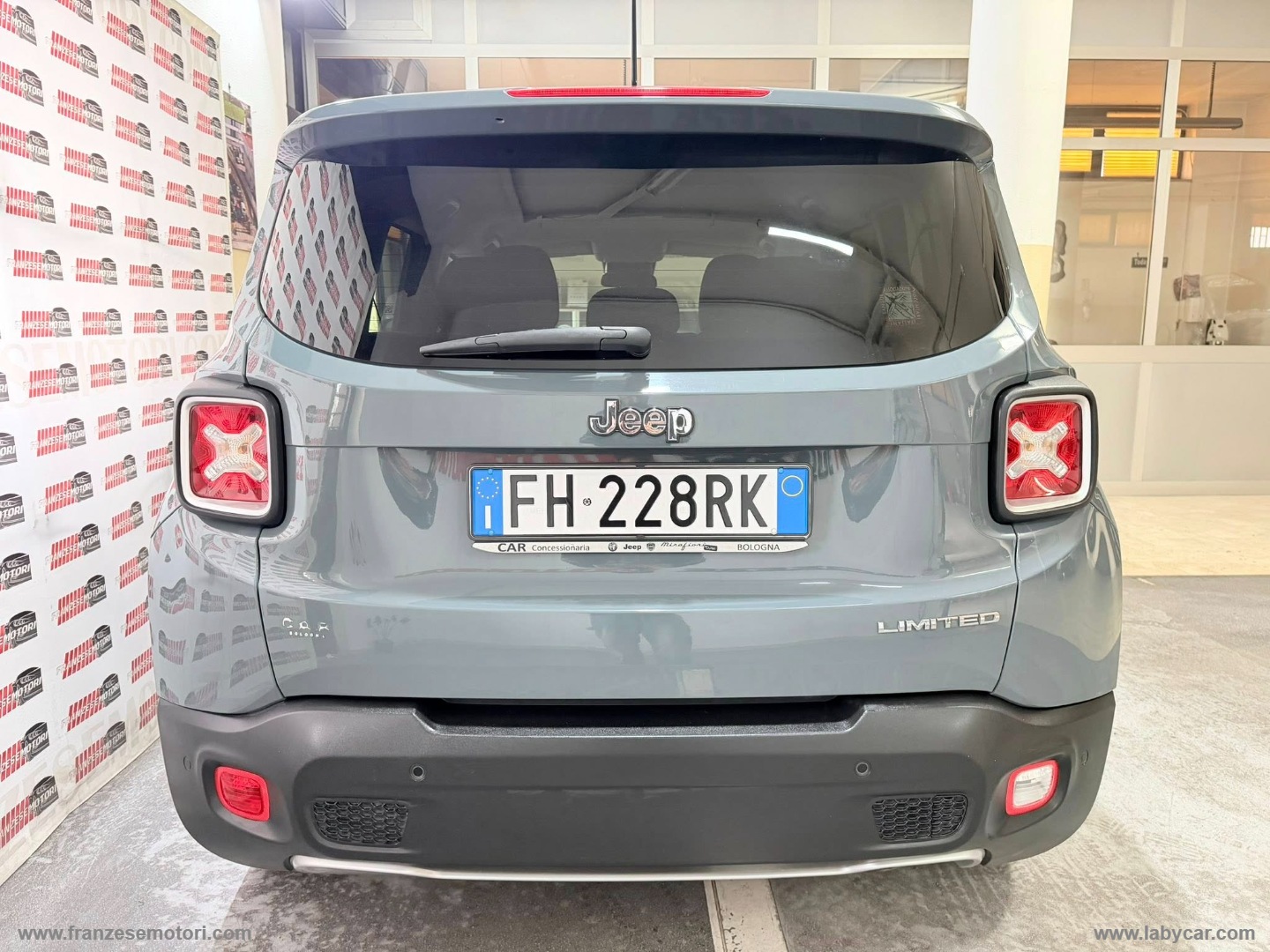 Renegade 1.6 Mjt 120CV Limited KM CERTIFICATI - BUONE CONDIZIONI - immagine 4