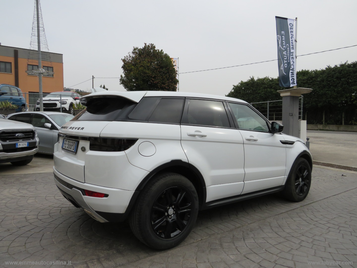 RR Evoque 2.0 TD4 180CV 5p. HSE Dynamic - immagine 4