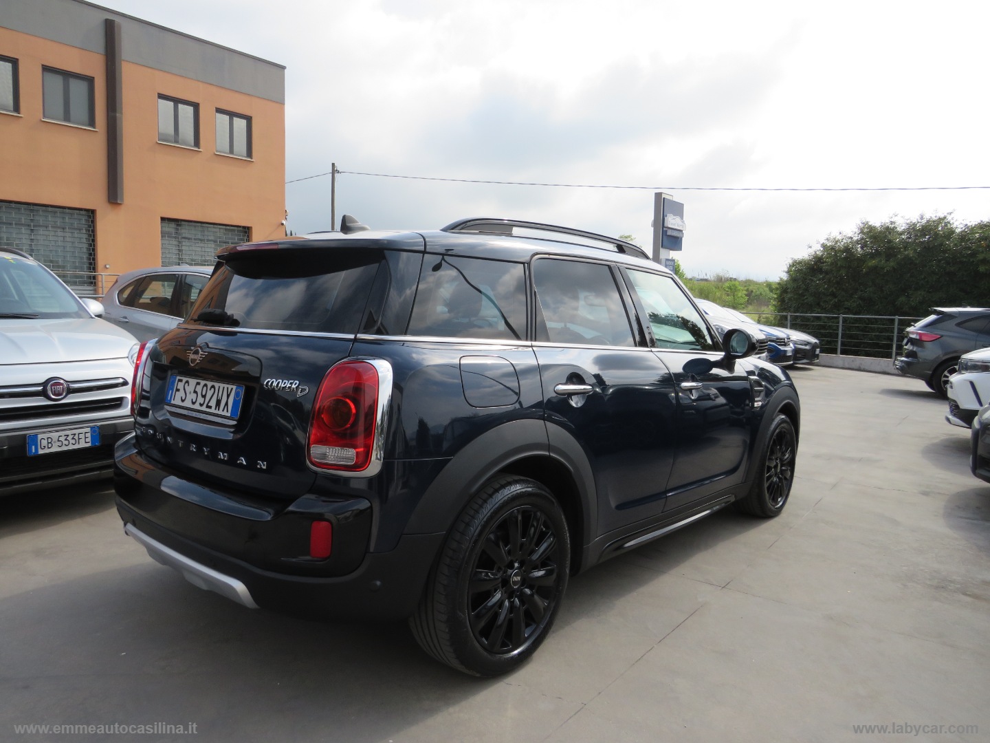Mini Cooper D Business Countryman Autom. - immagine 4