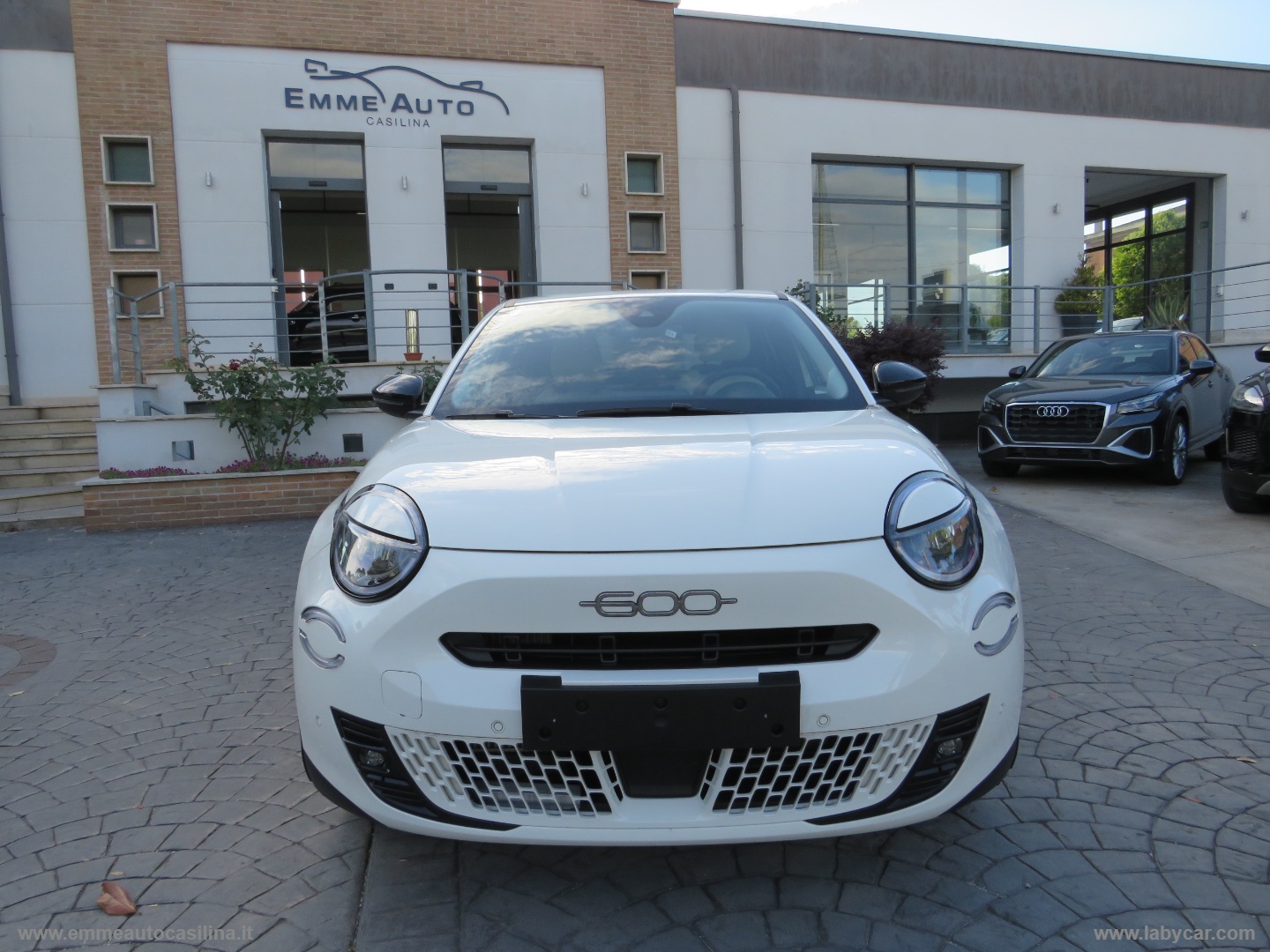 600 Hybrid 110 CV DCT MHEV La Prima - immagine 4